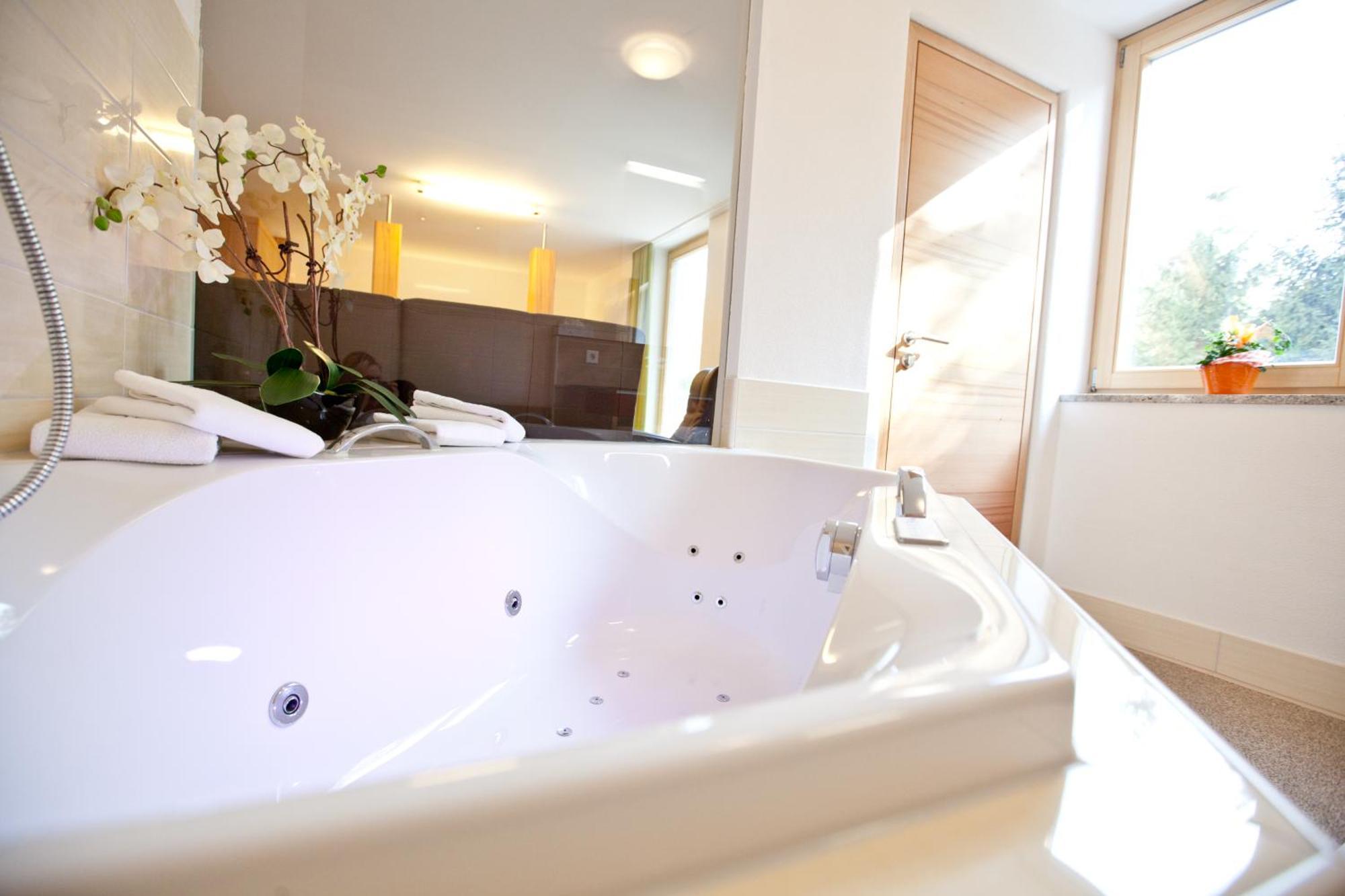 Hotel Und Appartementhof Waldeck Bad Fussing Luaran gambar