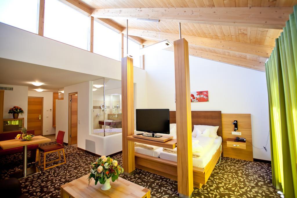 Hotel Und Appartementhof Waldeck Bad Fussing Luaran gambar