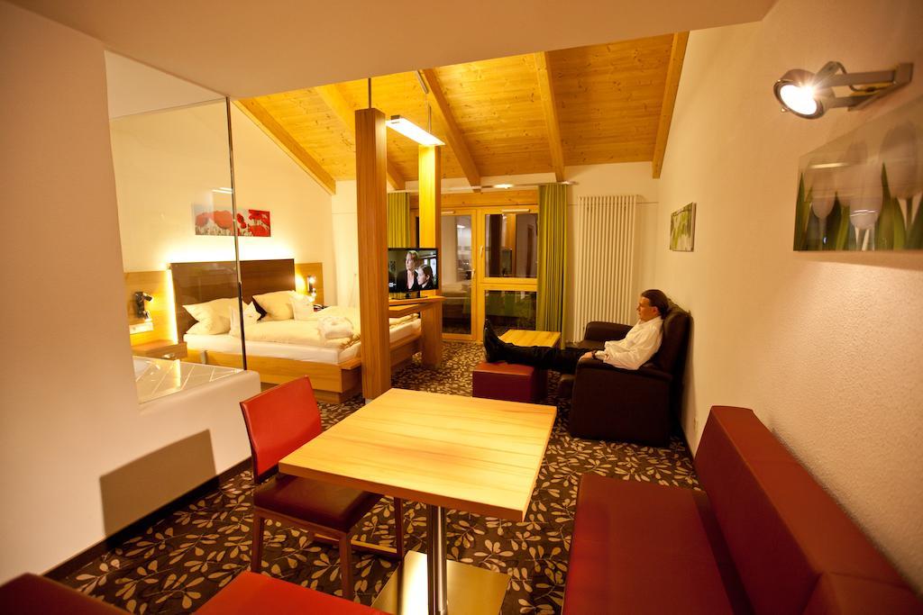 Hotel Und Appartementhof Waldeck Bad Fussing Luaran gambar